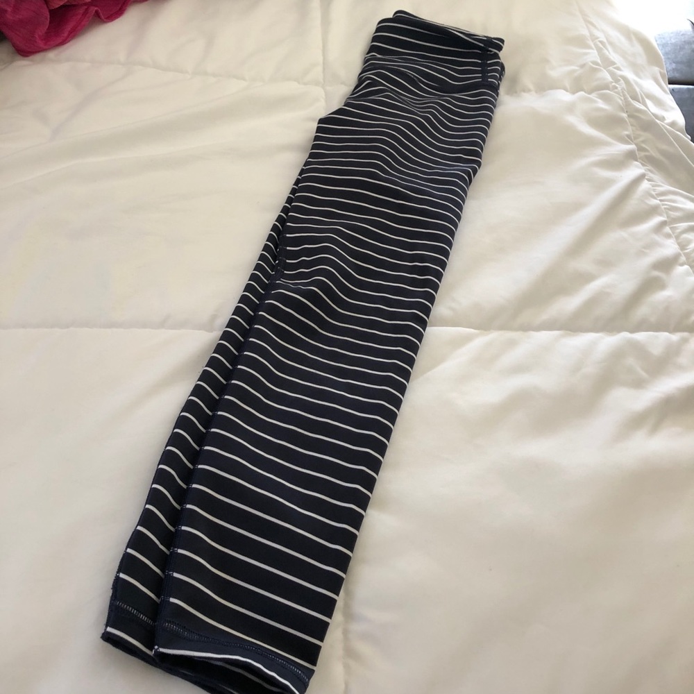 Gapfit striped leggings